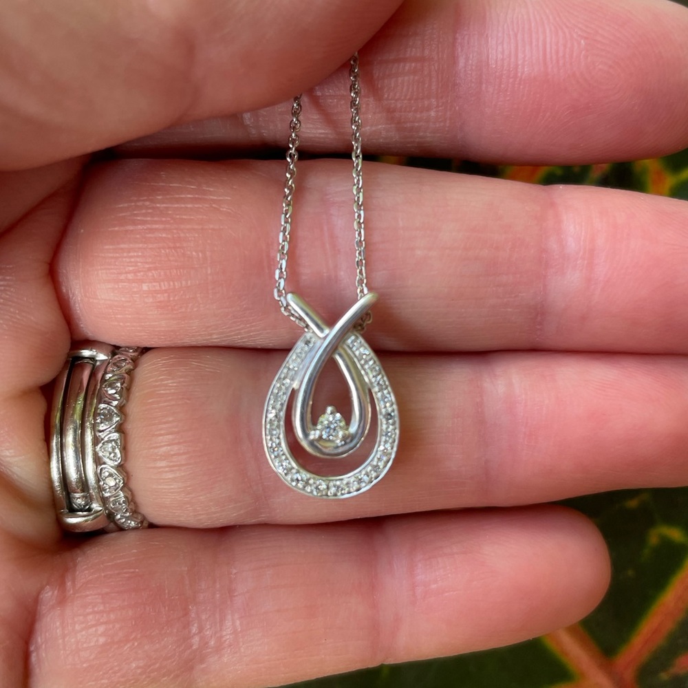 0.16ct. Diamond Pendant Sterling Silver Chain